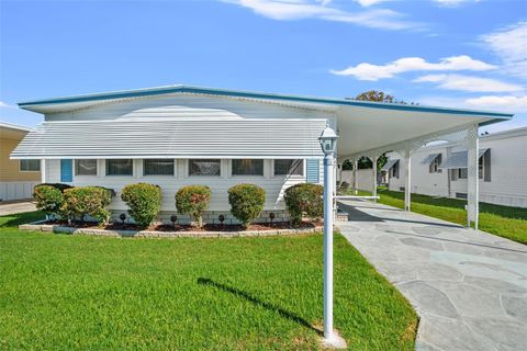 Manufactured Home in HOLIDAY FL 3747 LOMI LOMI DRIVE.jpg