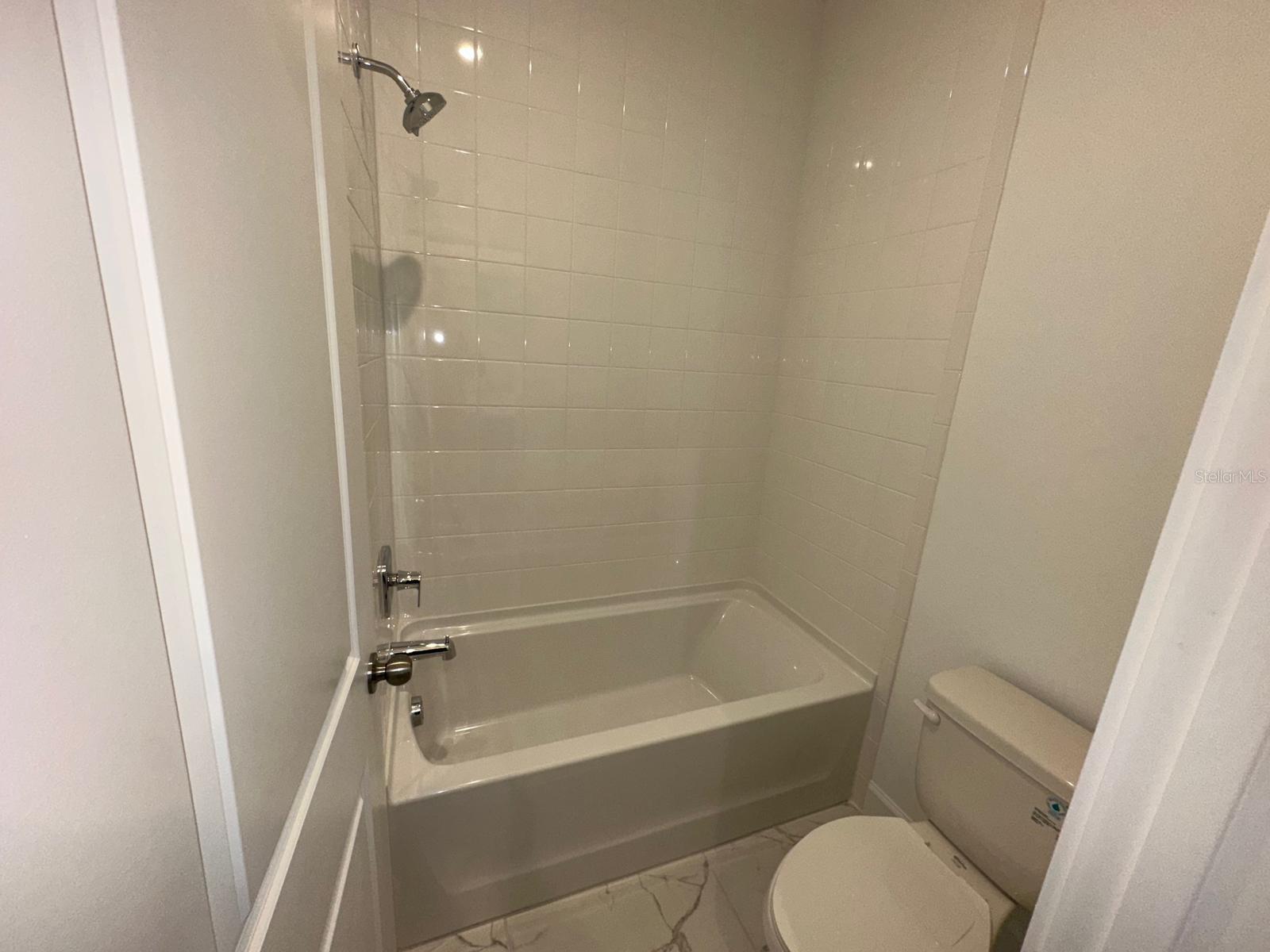 CELEBRATION ISLAND VILLAGE - Residential Lease