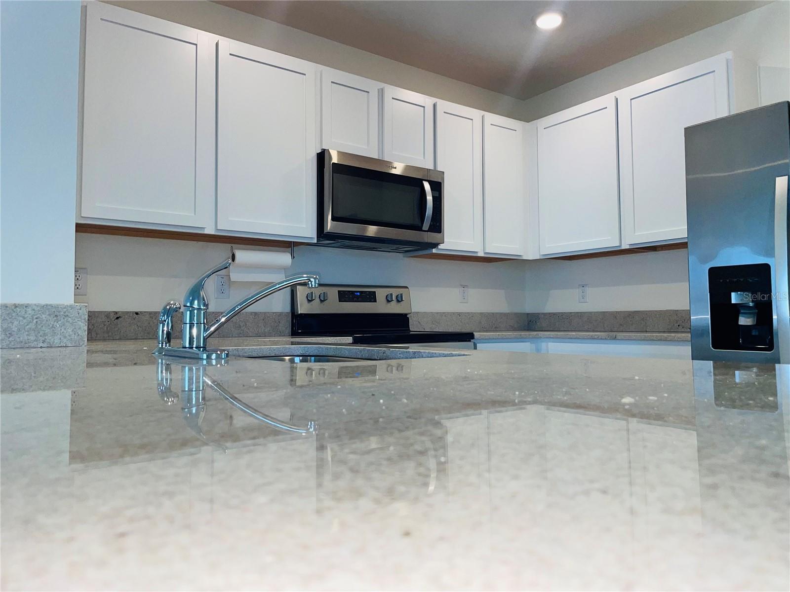 17043 OVAL RUM DRIVE