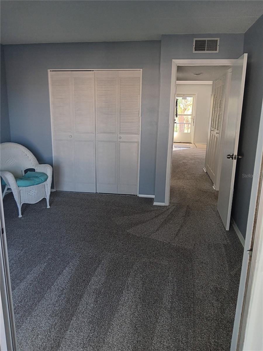 SEMINOLE SQUARE APTS II CONDO - Residential