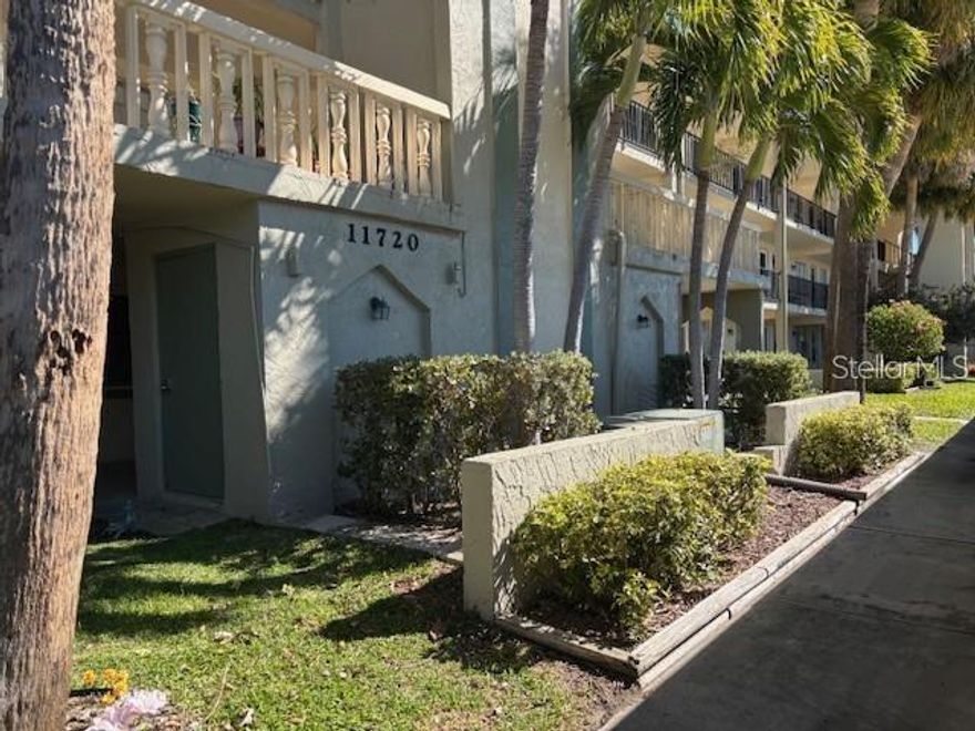 Move-In Ready 2Bedroom condo!! Furniture Negotiable. 55+ Community.   Close to Seminole City Center, Post Office, St. Pete College, Library.  Milestone Inspection Completed.  Located in the "Heart" of Seminole.  Covered Parking Spot.