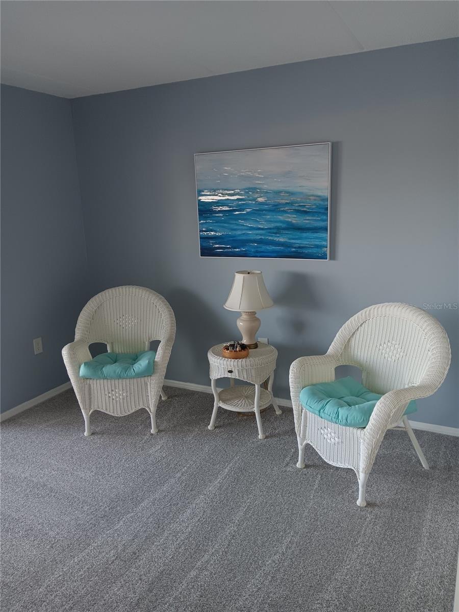 SEMINOLE SQUARE APTS II CONDO - Residential