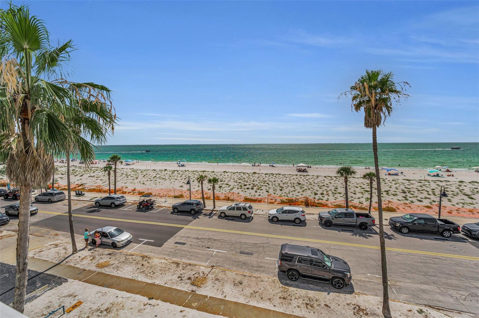 BEACH HOUSE OF PASS-A-GRILLE - Residential