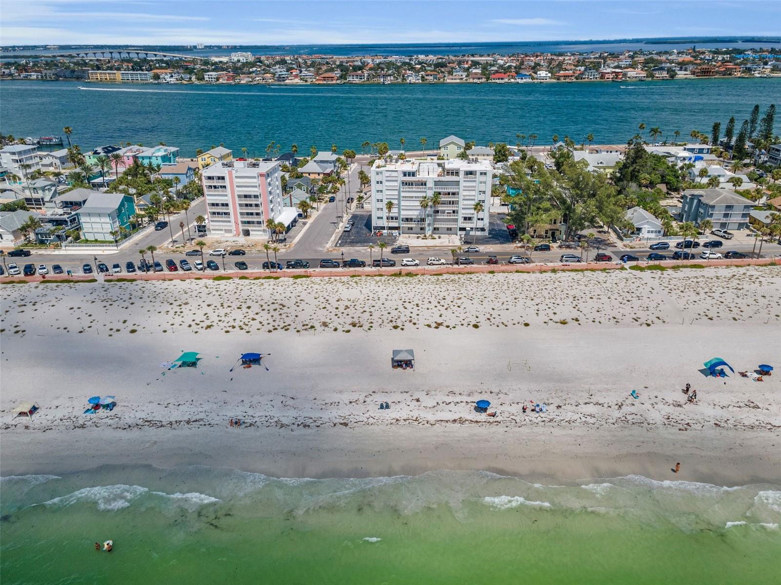 BEACH HOUSE OF PASS-A-GRILLE - Residential
