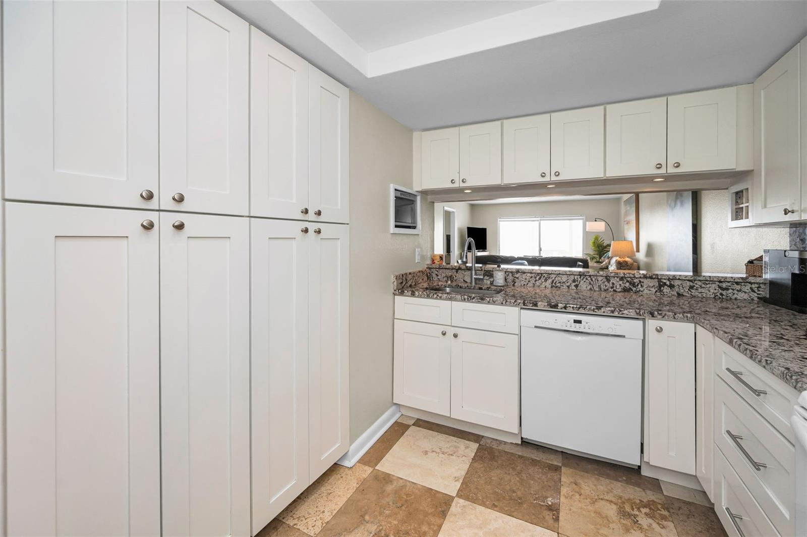 BEACH HOUSE OF PASS-A-GRILLE - Residential