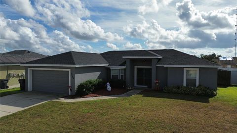 A home in LAKELAND