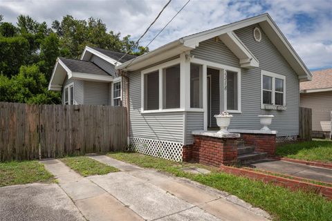 A home in TAMPA