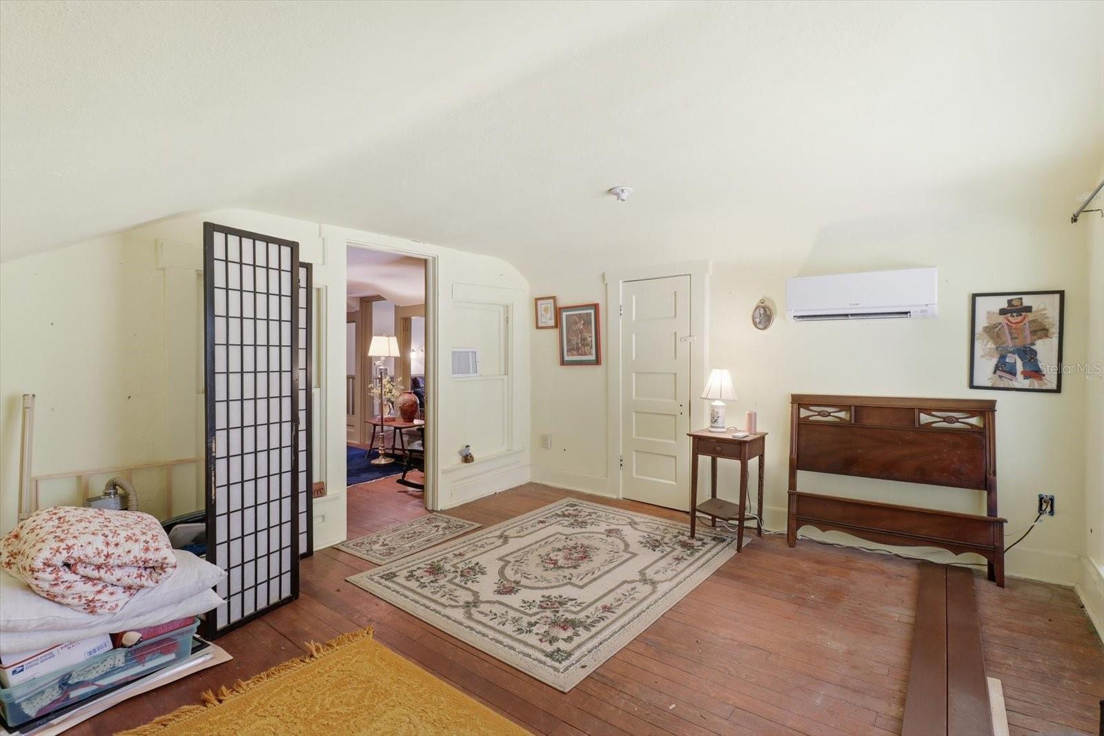 BAYVIEW HOMES CO 06 ACRE - Residential