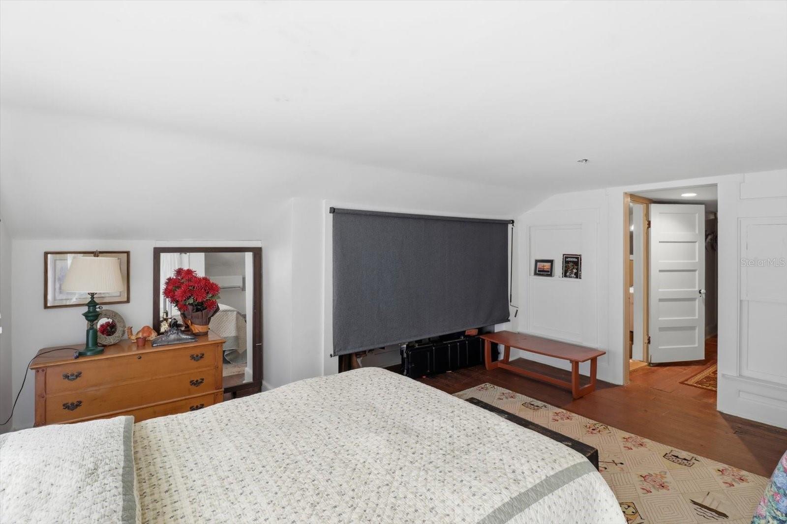 BAYVIEW HOMES CO 06 ACRE - Residential