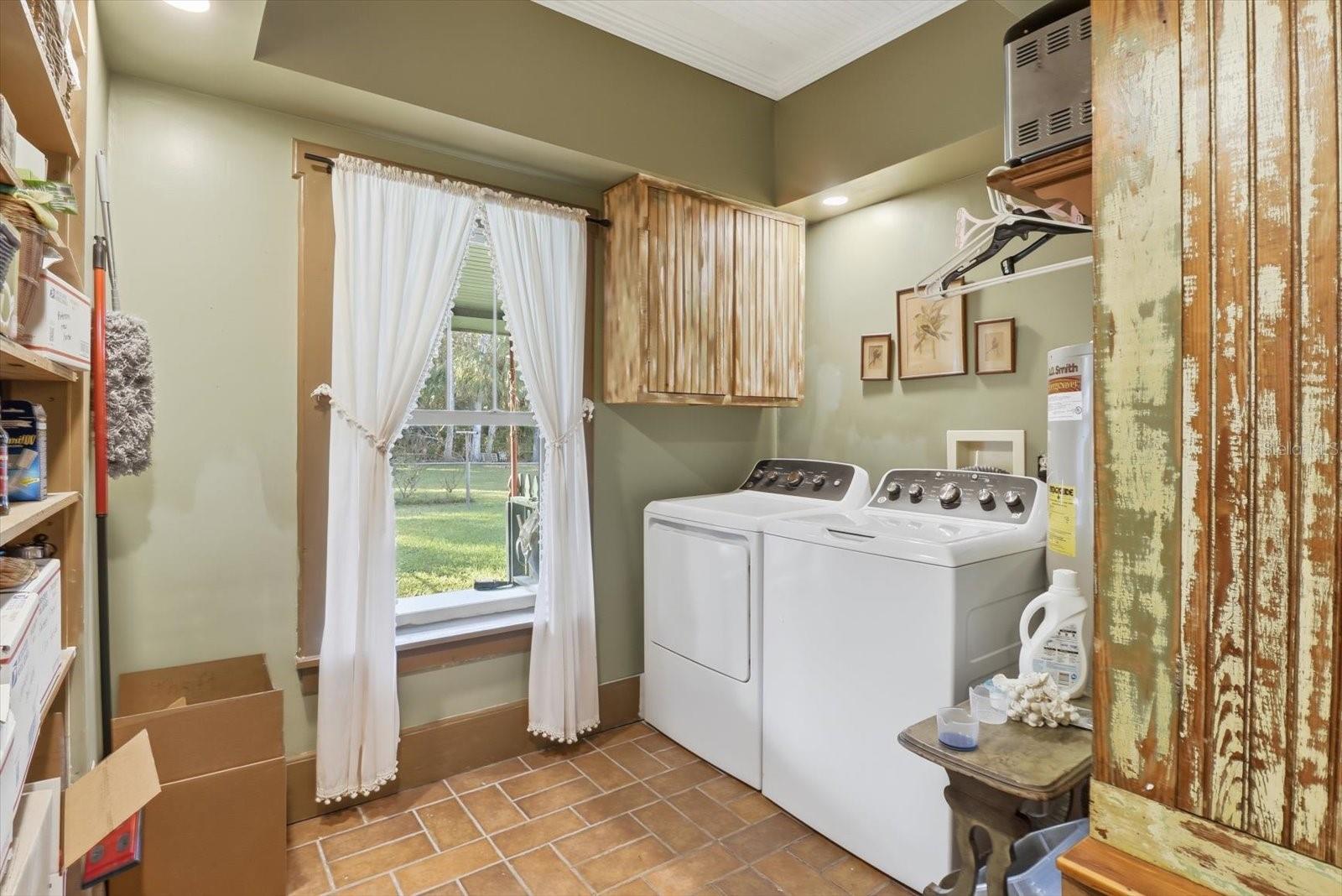 BAYVIEW HOMES CO 06 ACRE - Residential