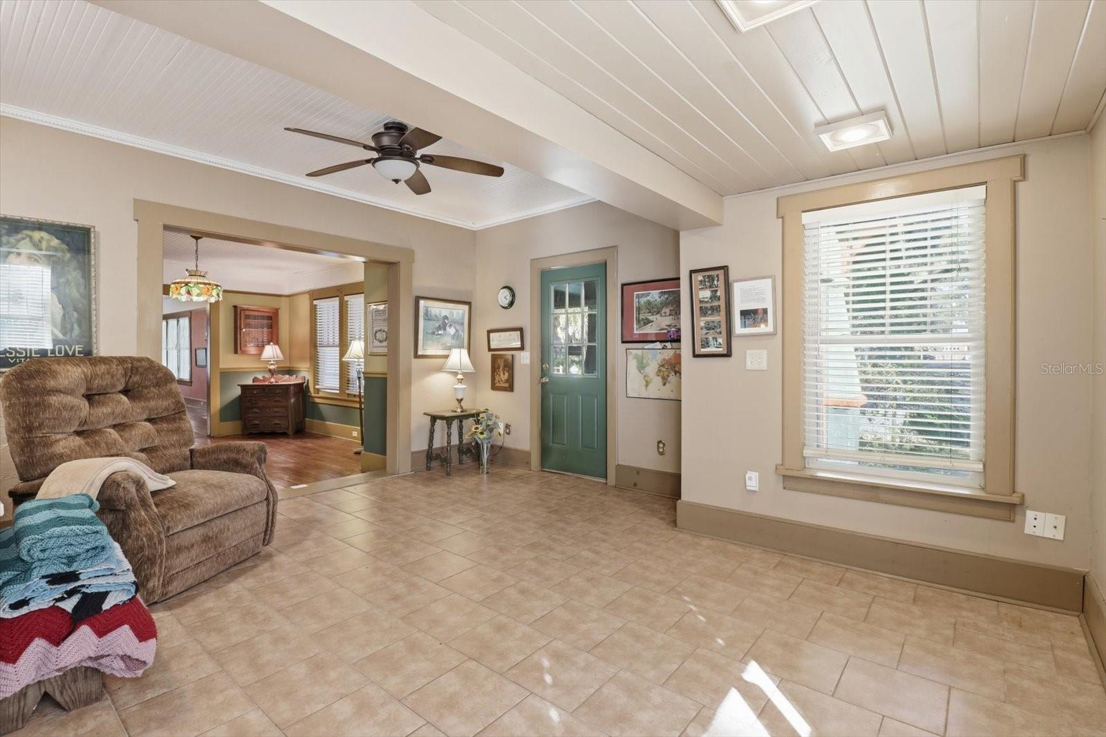 BAYVIEW HOMES CO 06 ACRE - Residential