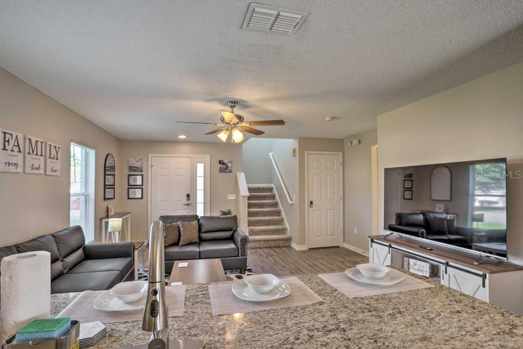 KOKOMO BAY PH 01 - Residential Lease