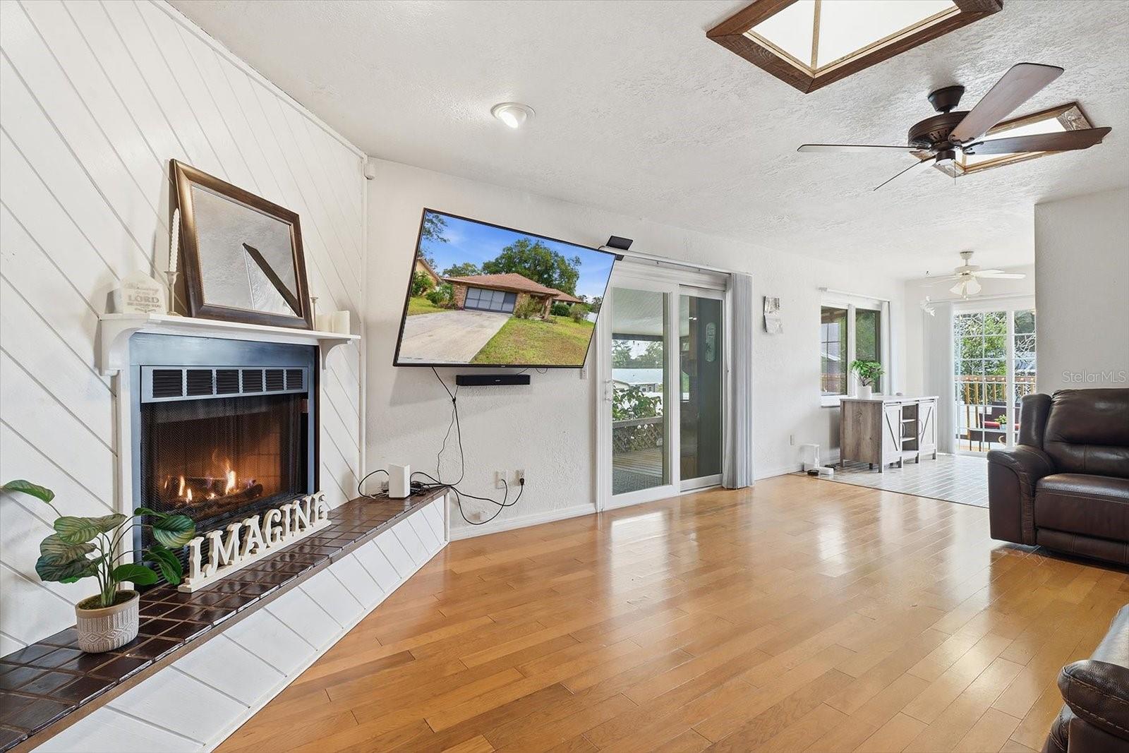 CAROL ESTATES - Residential