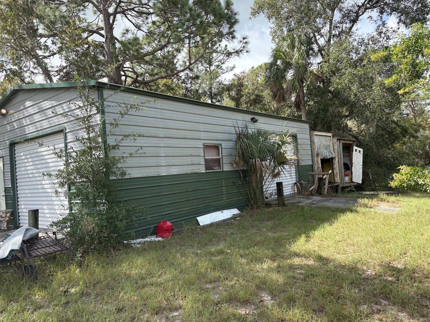 1844 S IROQUOIS AVENUE