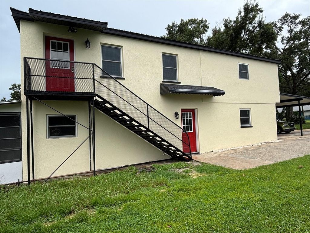 Photo of 912 Lake Jessie Drive, Winter Haven, FL 33881 (MLS # G5109288)