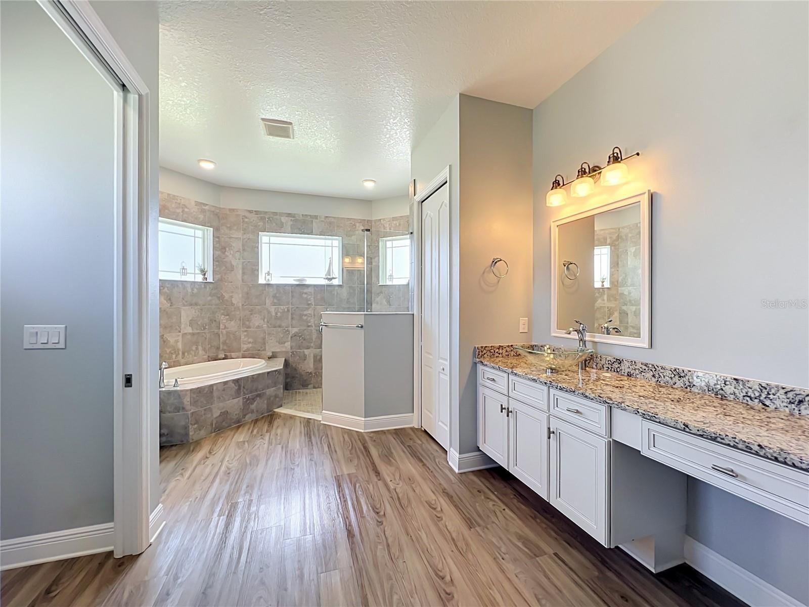 2595 JOLENA DRIVE