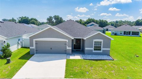 A home in LAKELAND