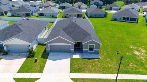 A home in LAKELAND