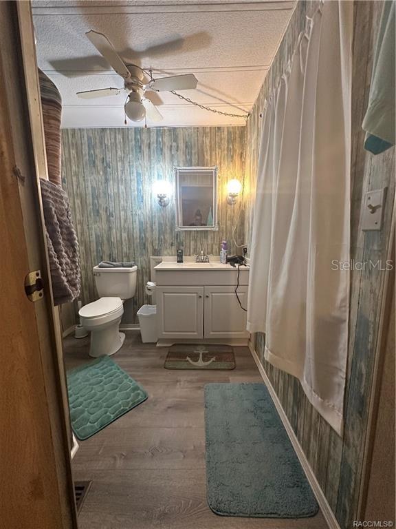 LAKE PARK - Residential