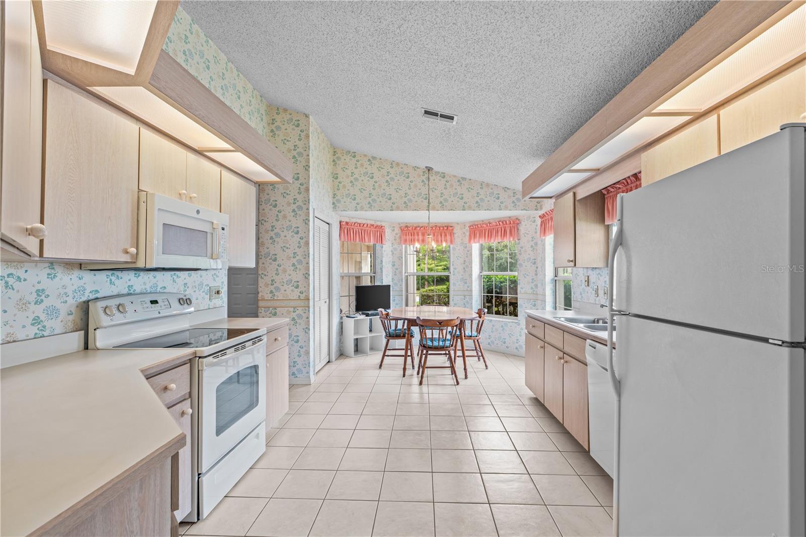 245 GLENBRIAR CIRCLE