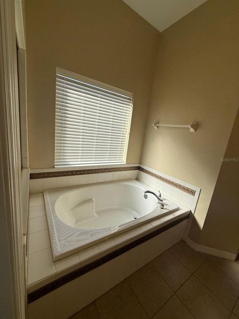 Tiny photo for 5111 Ironsides Court, Tavares, FL 32778 (MLS # O6405638)