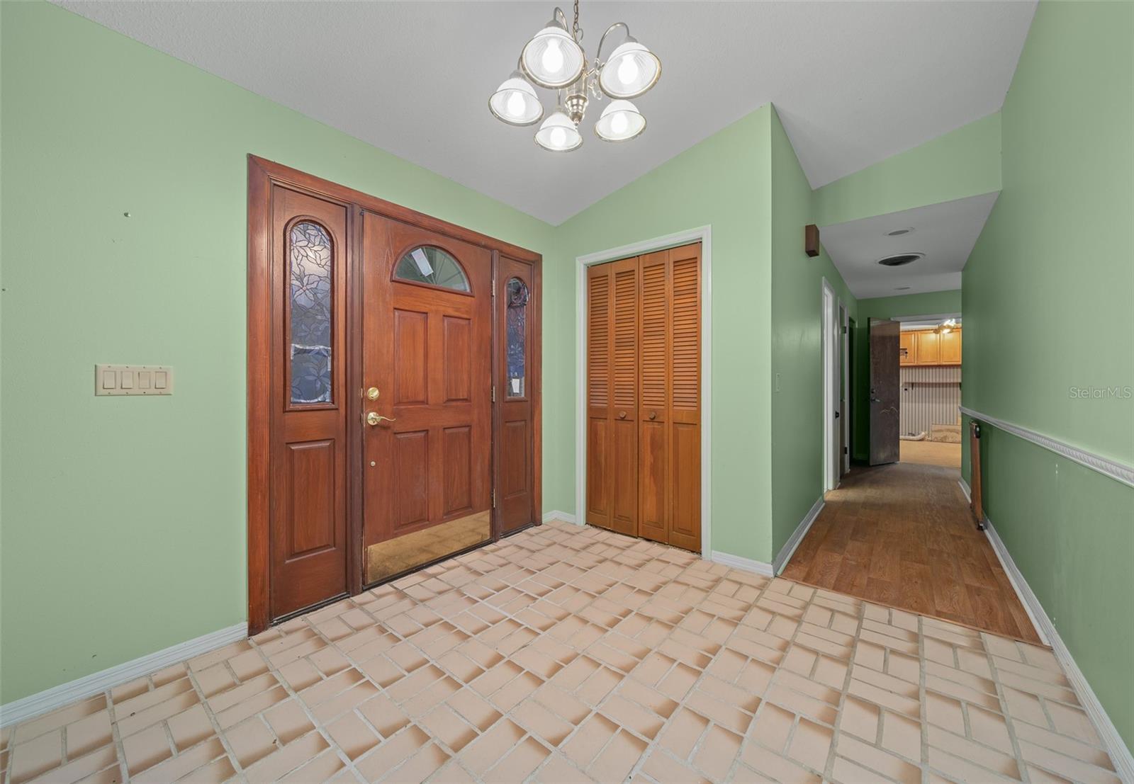 1981 SE 54TH TERRACE