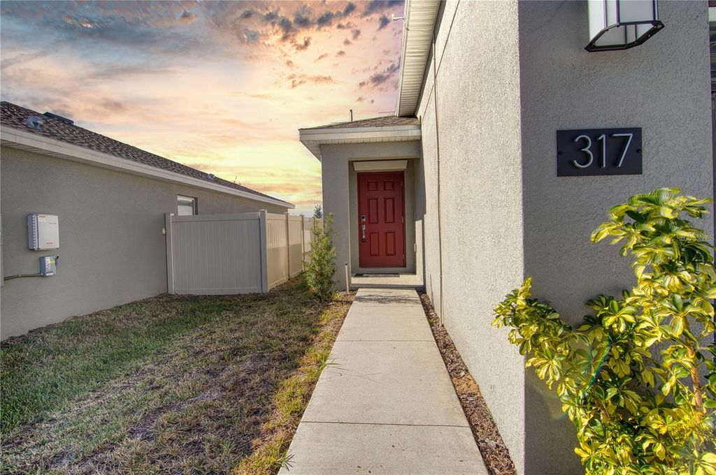 Photo of 317 Estates Court, Haines City, FL 33844 (MLS # O6378890)