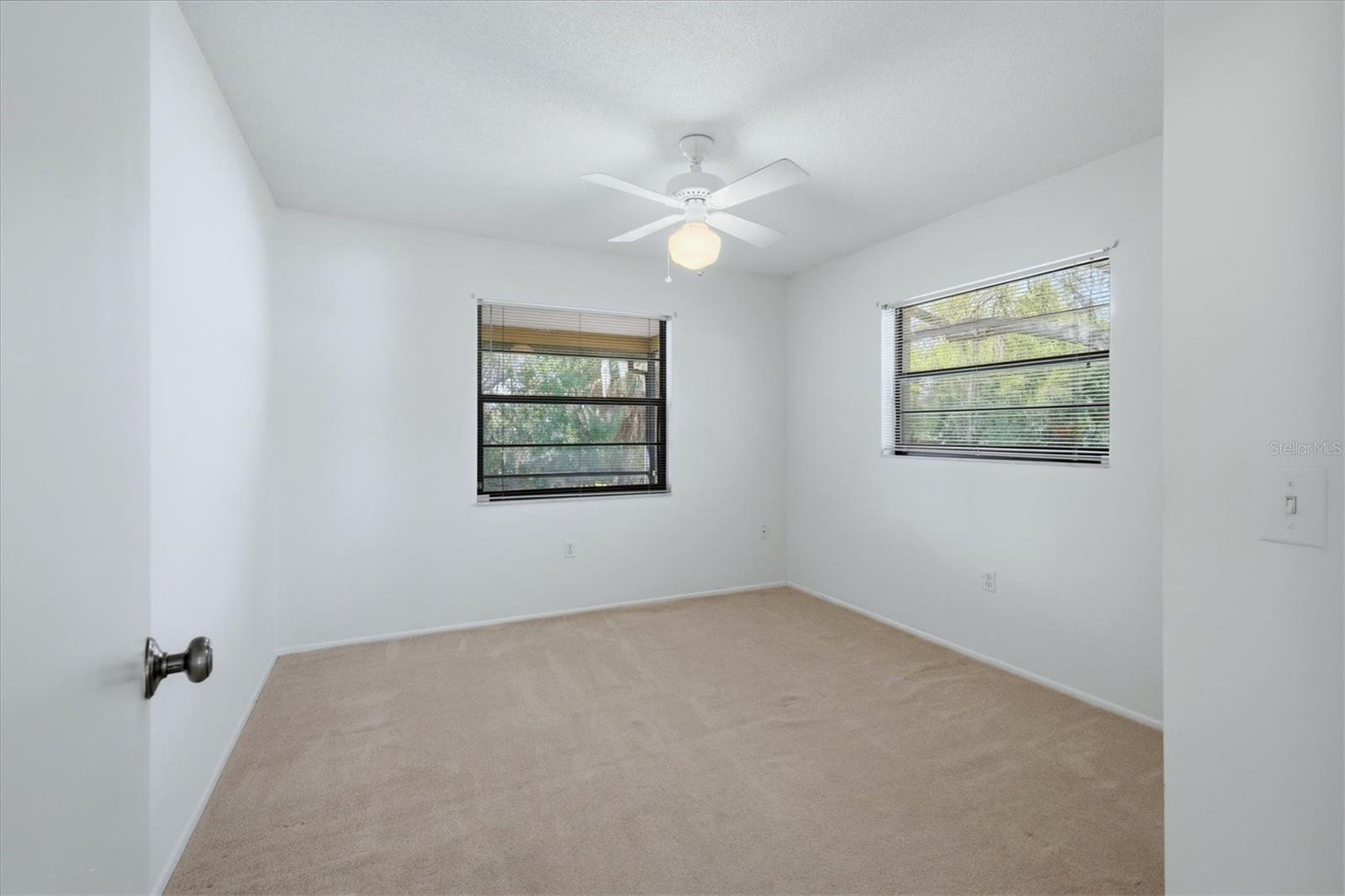 COLONIAL OAKS - Residential