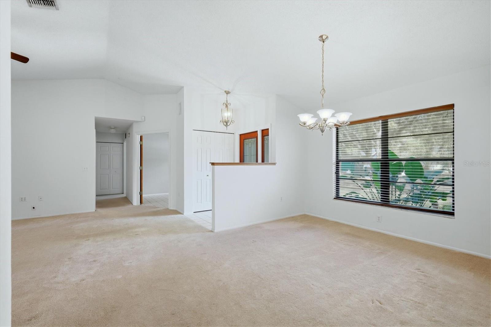 COLONIAL OAKS - Residential