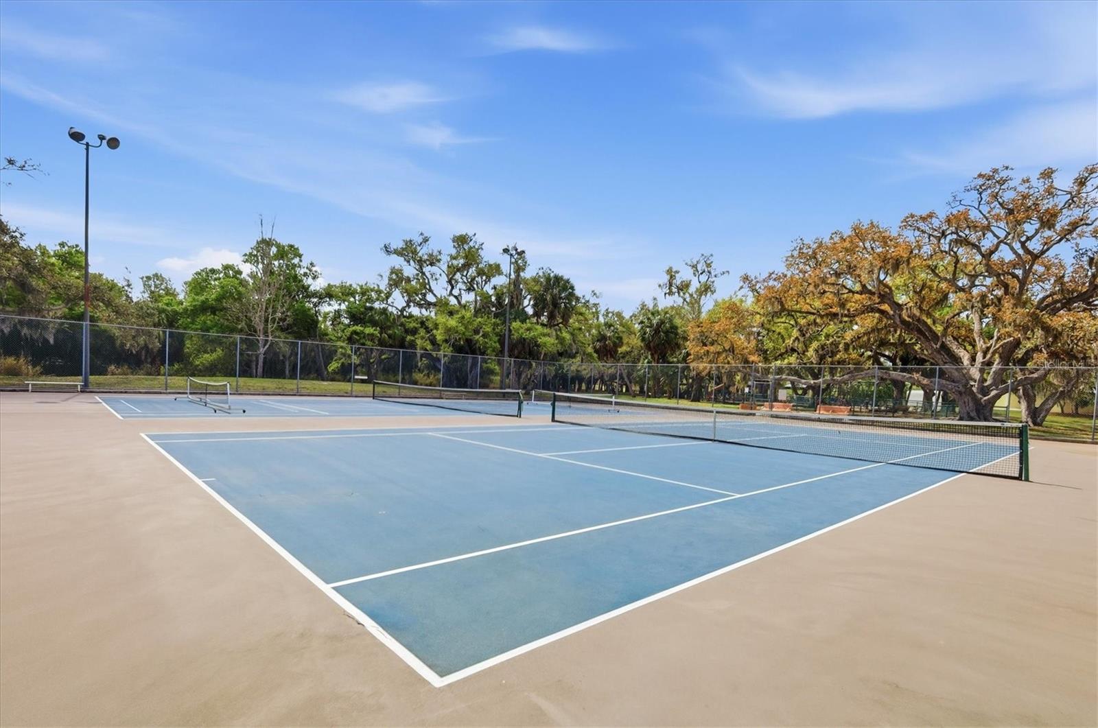 COLONIAL OAKS - Residential