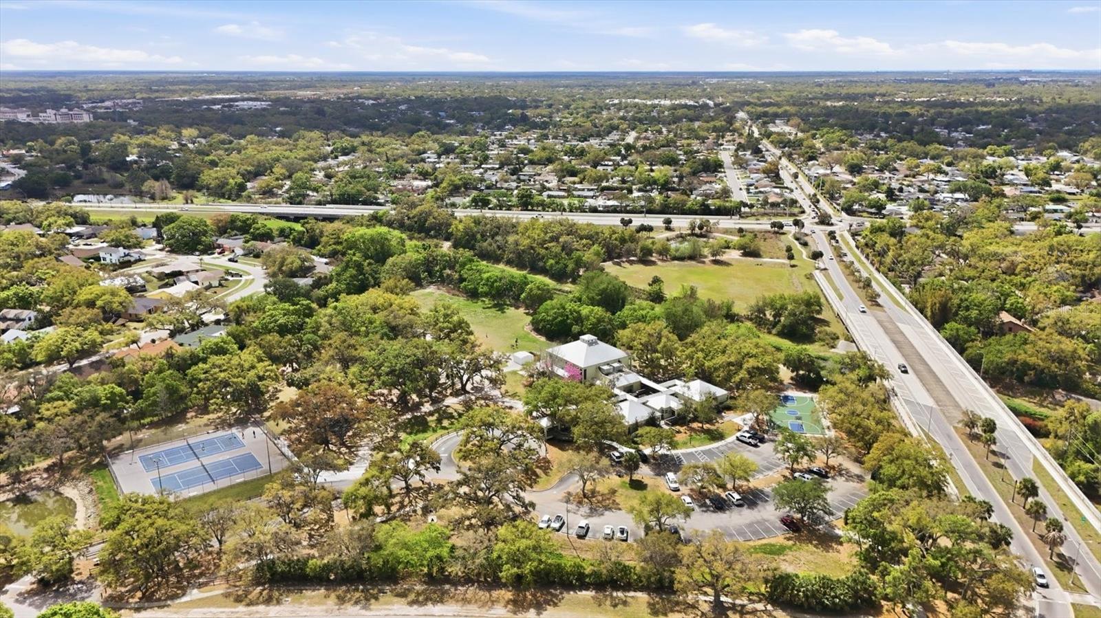 COLONIAL OAKS - Residential