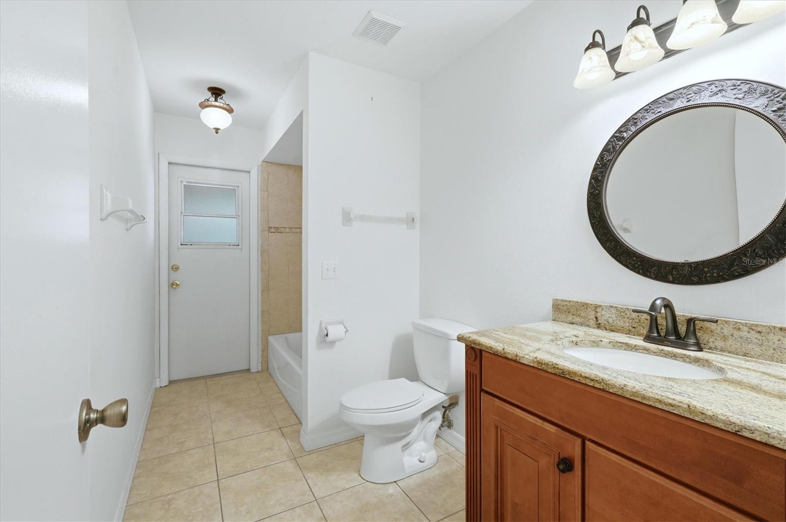 COLONIAL OAKS - Residential