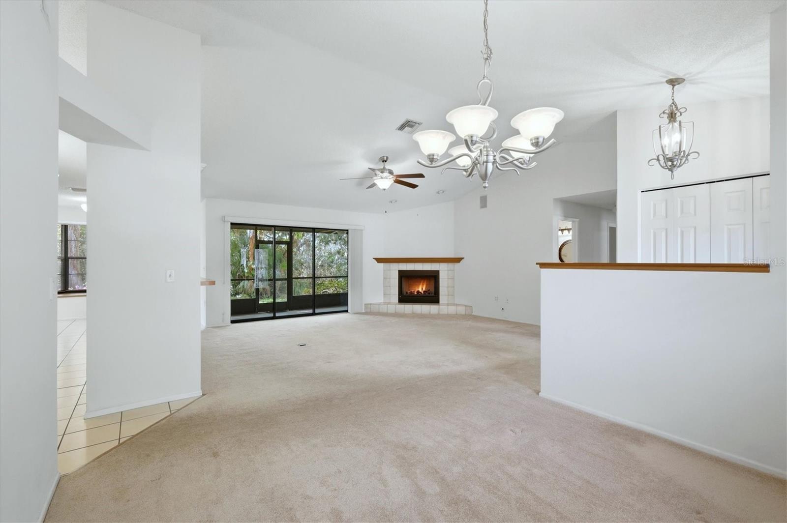 COLONIAL OAKS - Residential