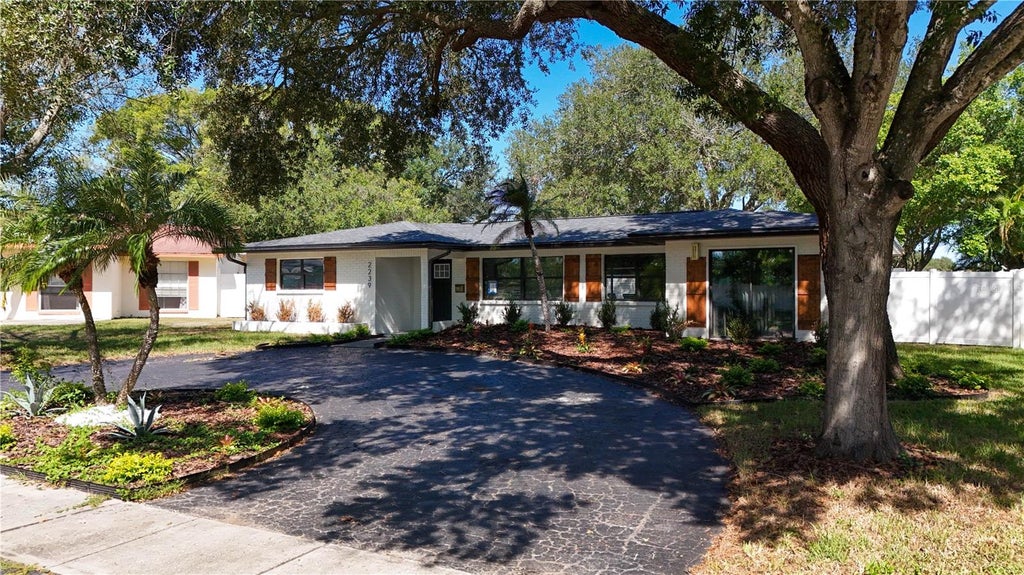 Photo of 2239 68th Avenue N, St Petersburg, FL 33702 (MLS # TB8559957)