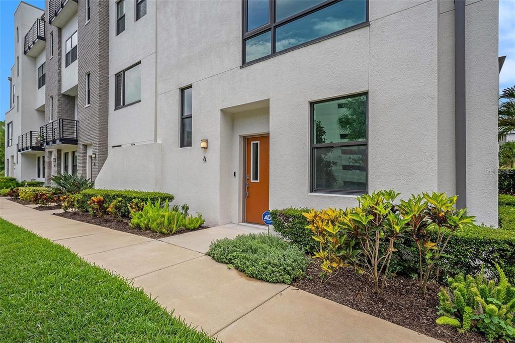 Photo of 2511 N Grady Avenue #6, Tampa, FL 33607 (MLS # R4910864)