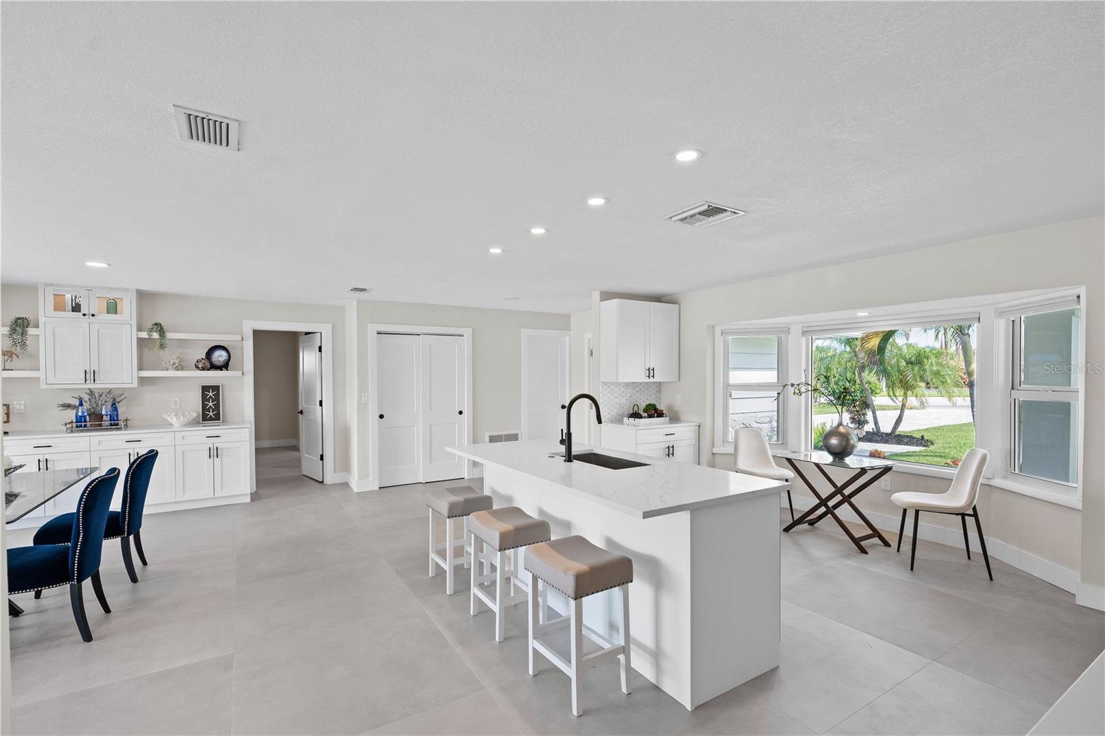 PARADISE ISLAND 6TH ADD - Residential