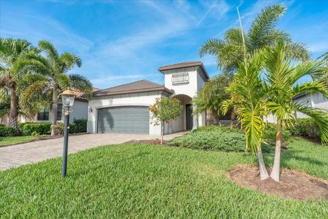 16717 BWANA PLACE LAKEWOOD RANCH FL 34211