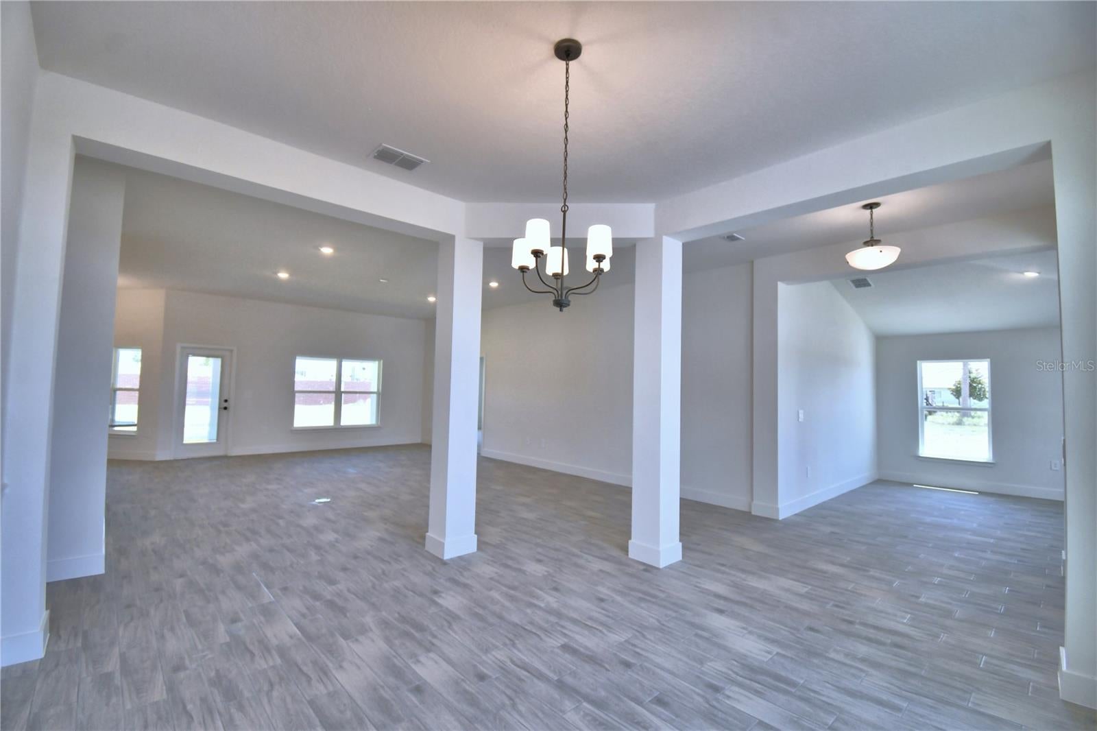 5415 WATERSIDE DRIVE