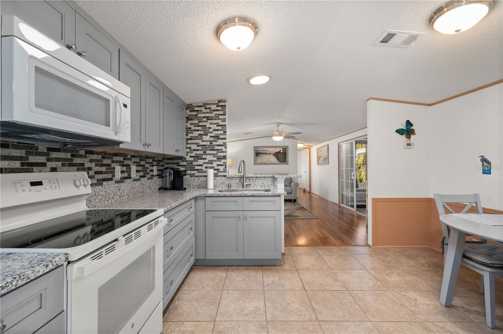 MARY LU MHP - Residential