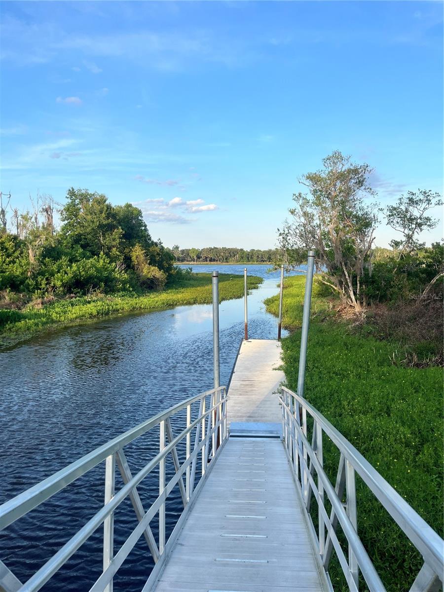 FOUR LAKES COMMUNITY - Land