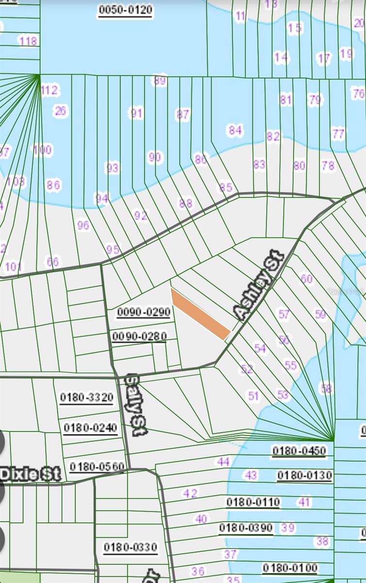 FOUR LAKES COMMUNITY - Land