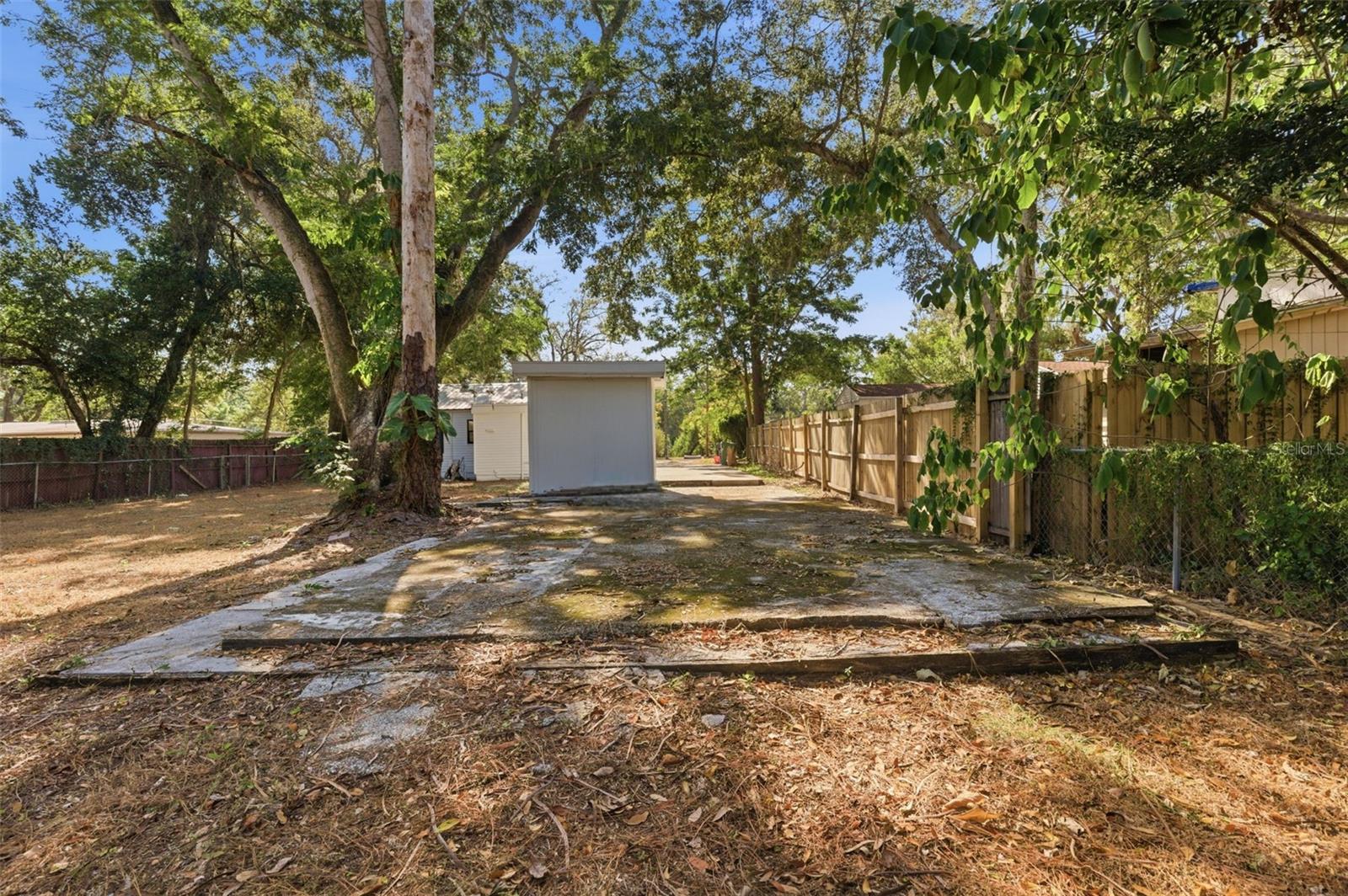 UNPLATTED - Residential