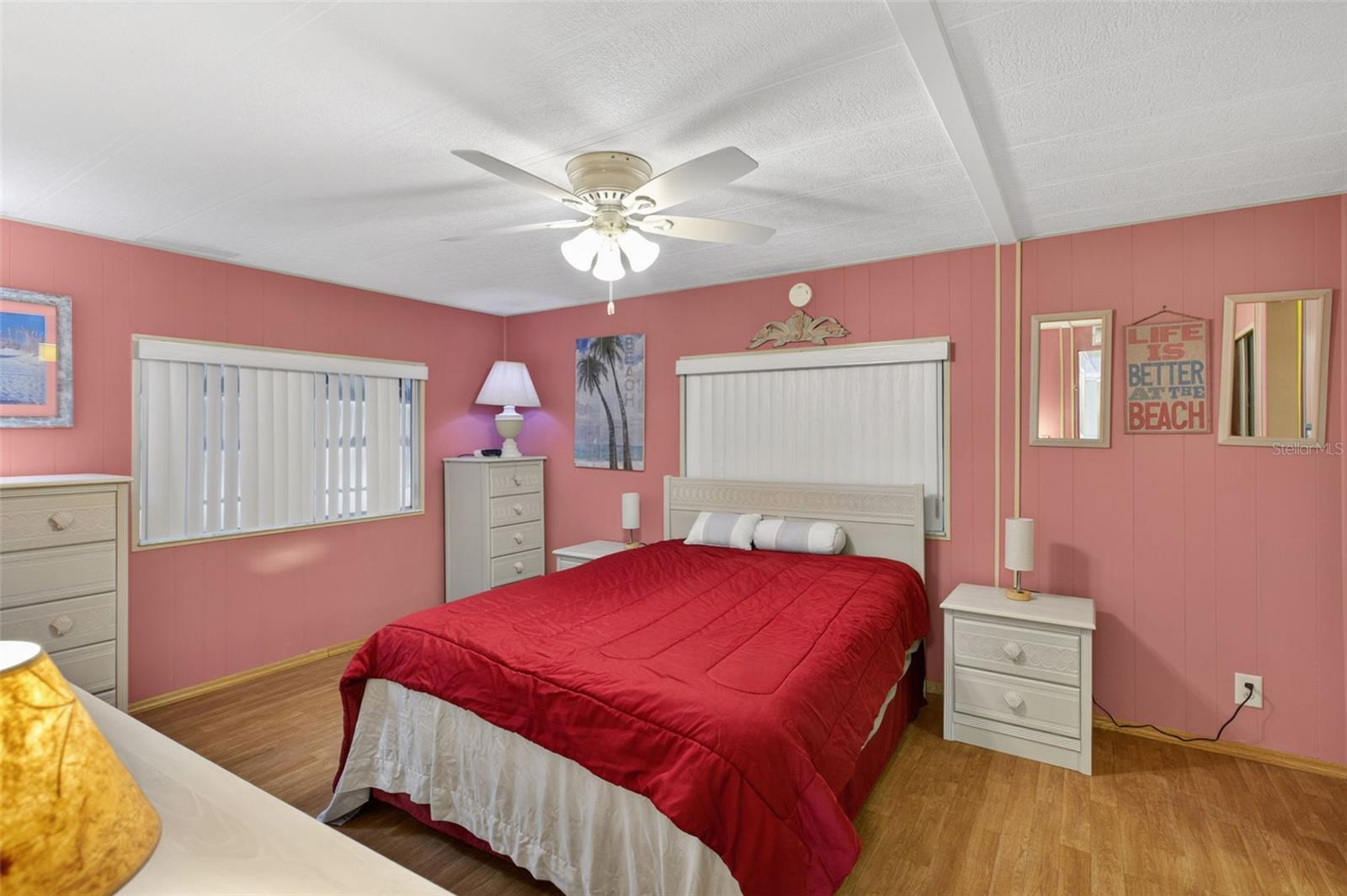 LA CASA MHP CO-OP - Residential