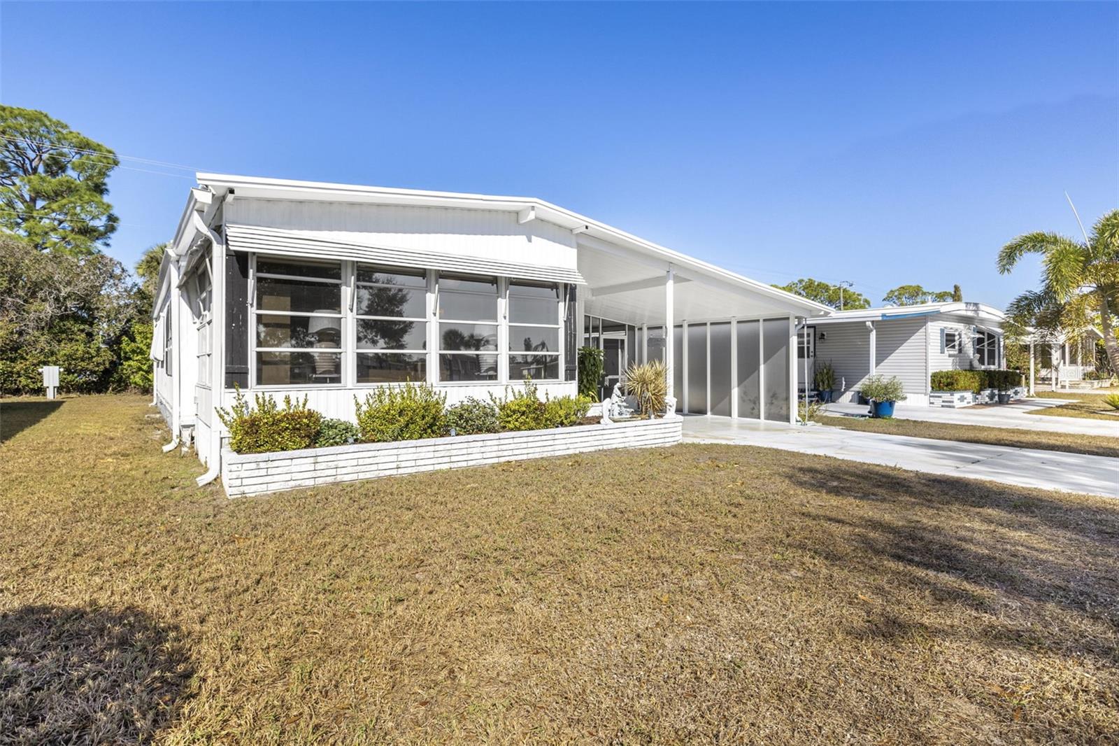 LA CASA MHP CO-OP - Residential