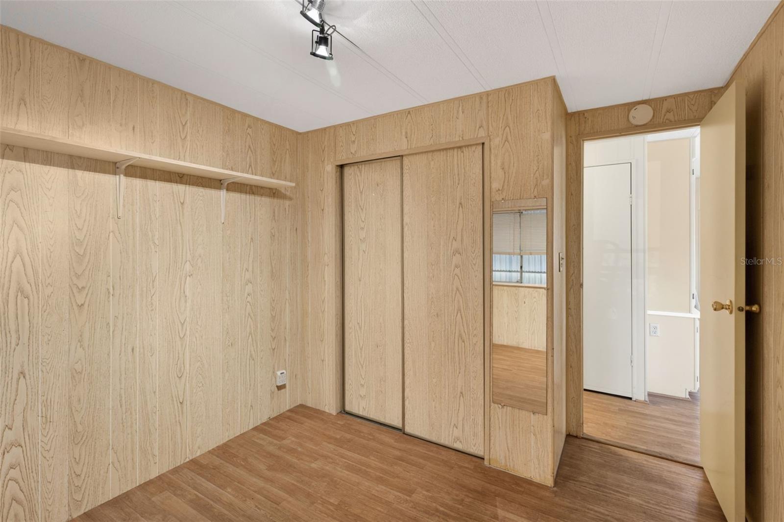 LA CASA MHP CO-OP - Residential