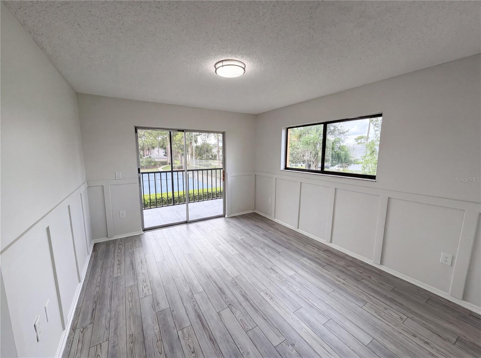LAKEVIEW CONDO 03 - Residential