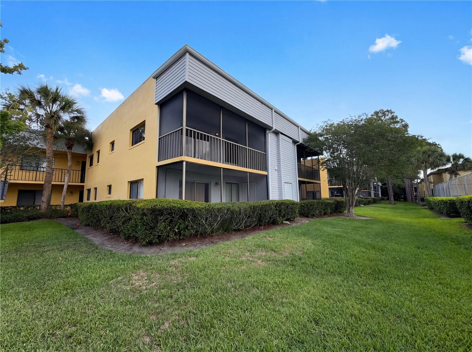 LAKEVIEW CONDO 03 - Residential