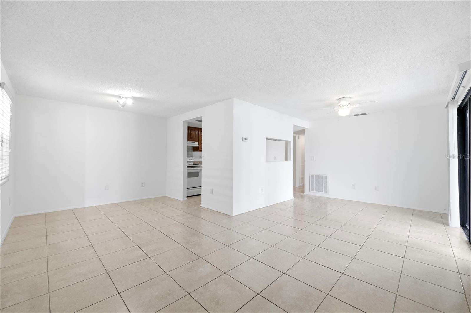 123 LOBLOLLY COURT B