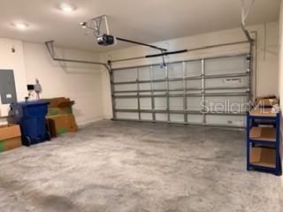 ASHBERRY VILLAGE /SUMMERSTONE - Residential Lease