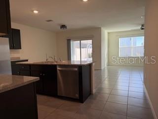 ASHBERRY VILLAGE /SUMMERSTONE - Residential Lease